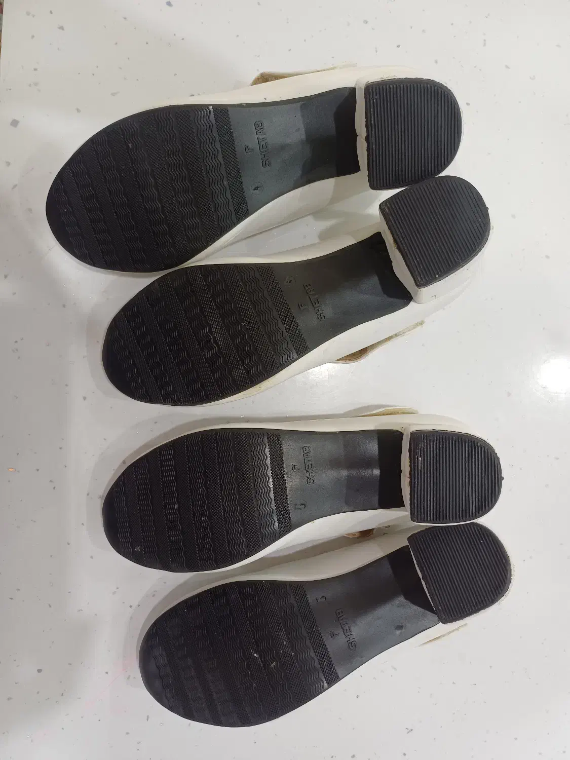 کفش دوقلو|کیف، کفش، کمربند|تالش, هشتپر|دیوار