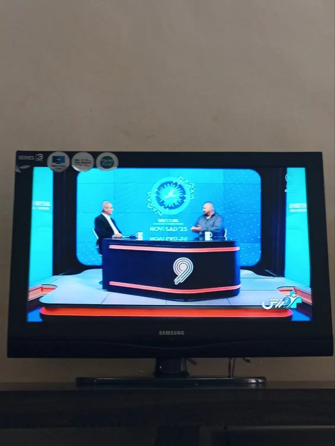 تلویزیون|تلویزیون و پروژکتور|تربت‌حیدریه, حسنی بالا|دیوار