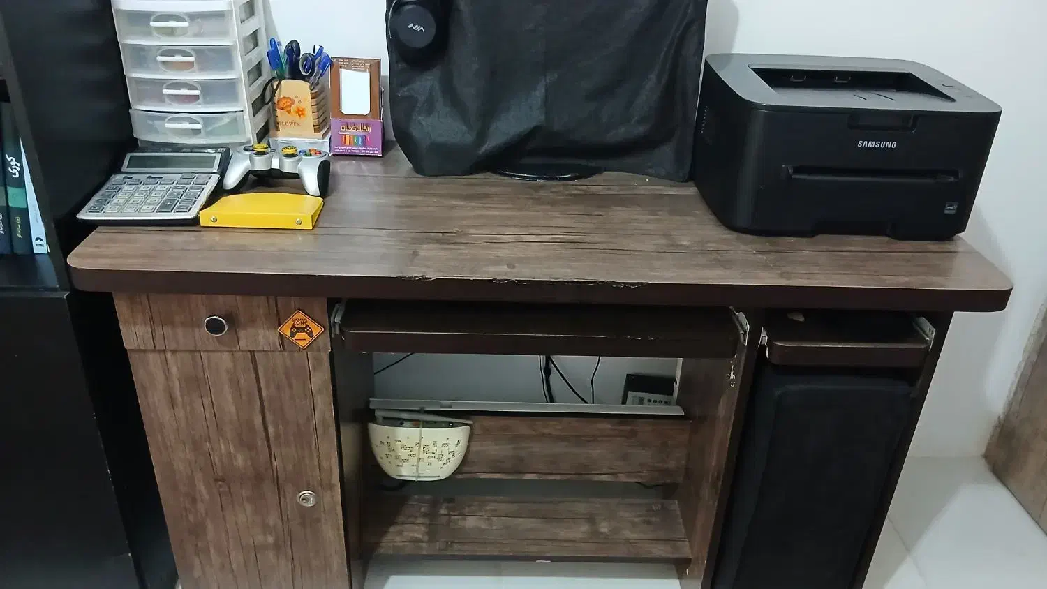 میز کامپیوتر|میز تحریر و کامپیوتر|گلبهار, شهر جدید گلبهار|دیوار