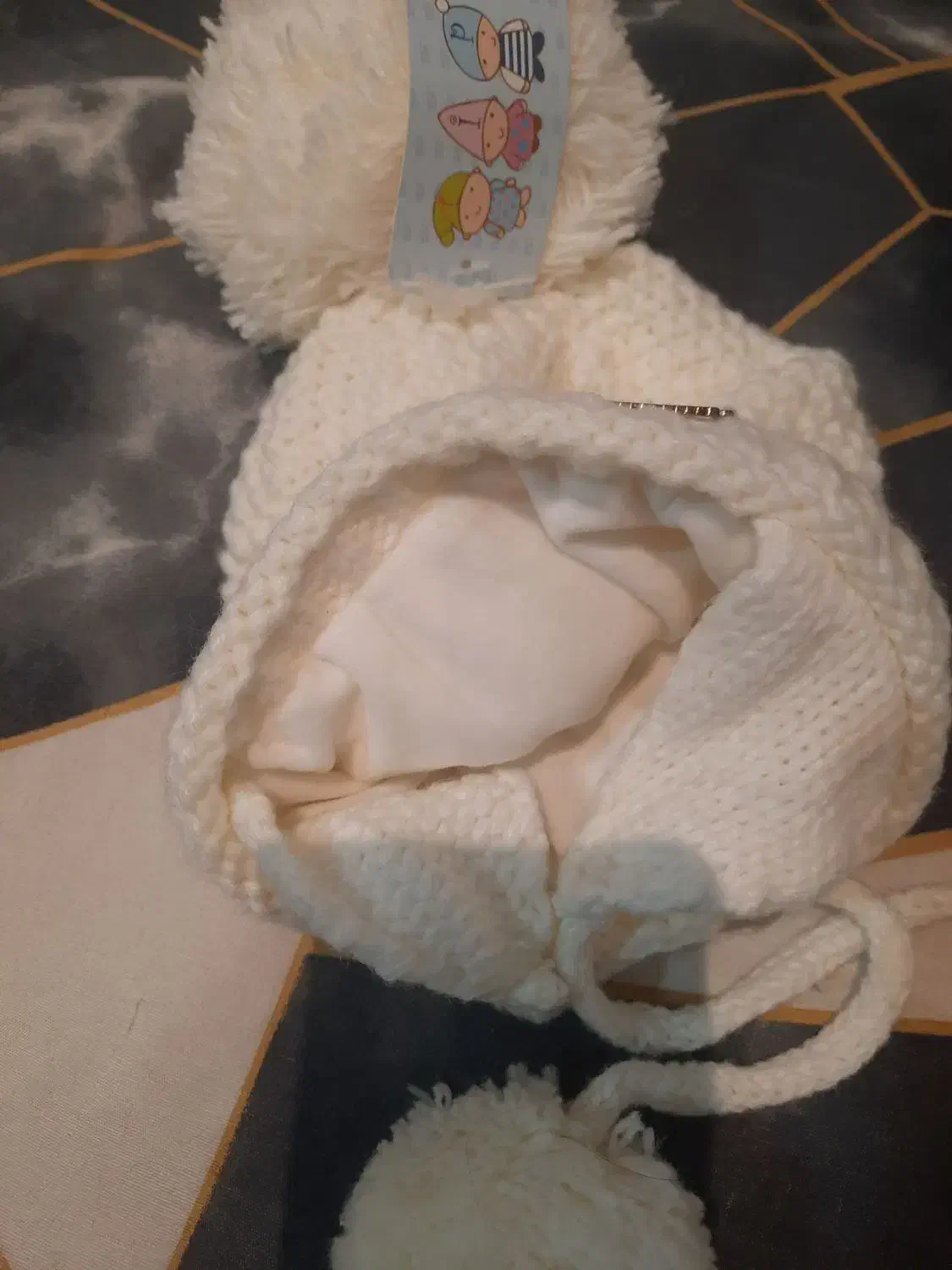 کلاه بافت داخل مخمل بسیار شیک و گرم|لباس|مشهد, عامل|دیوار