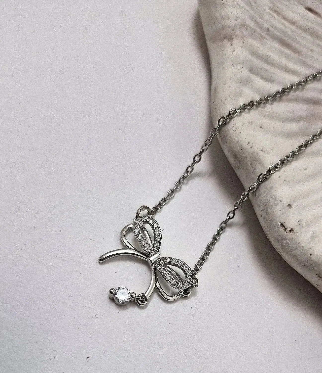 گردنبند|بدلیجات|قم, نیروگاه|دیوار