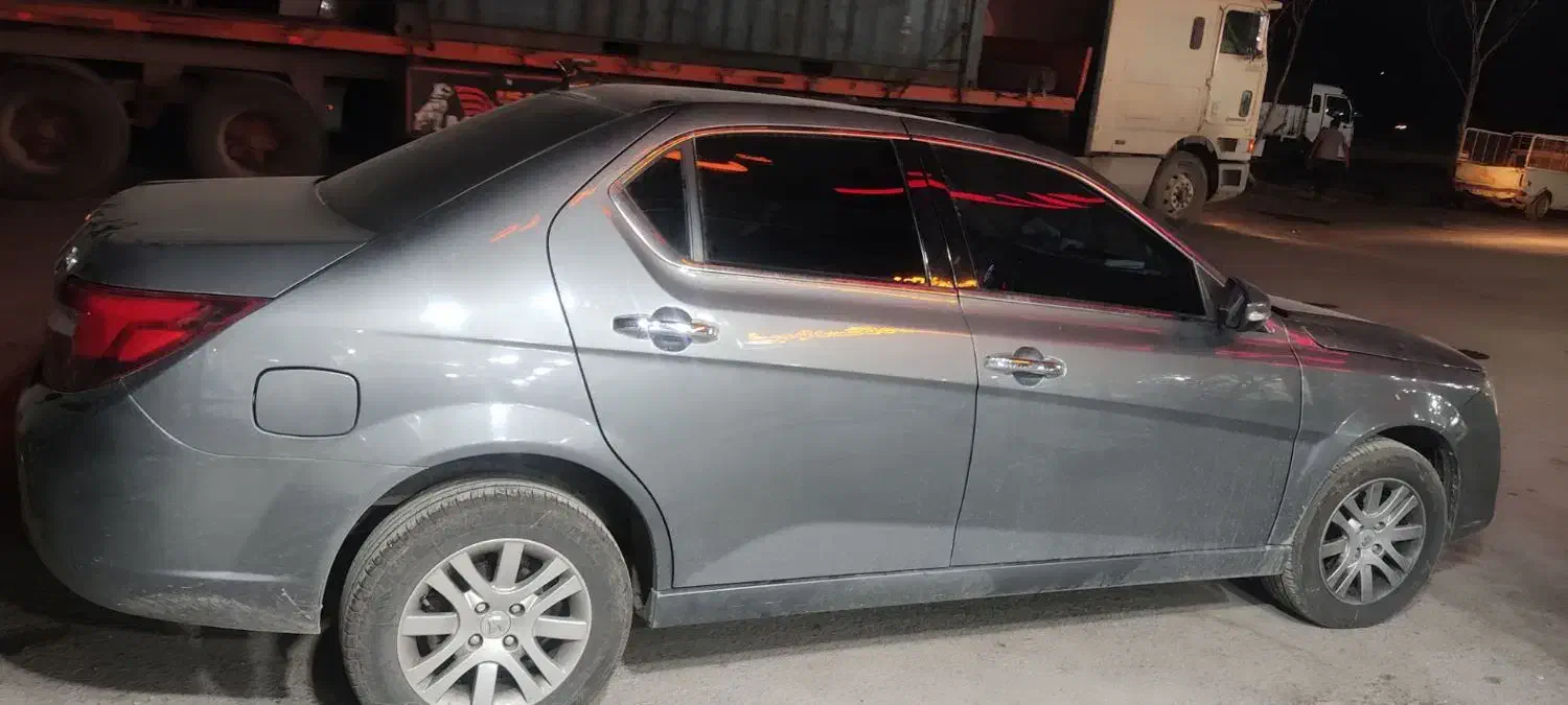 دنا 1401 تیپ 2|خودرو کلاسیک|بندرعباس, |دیوار