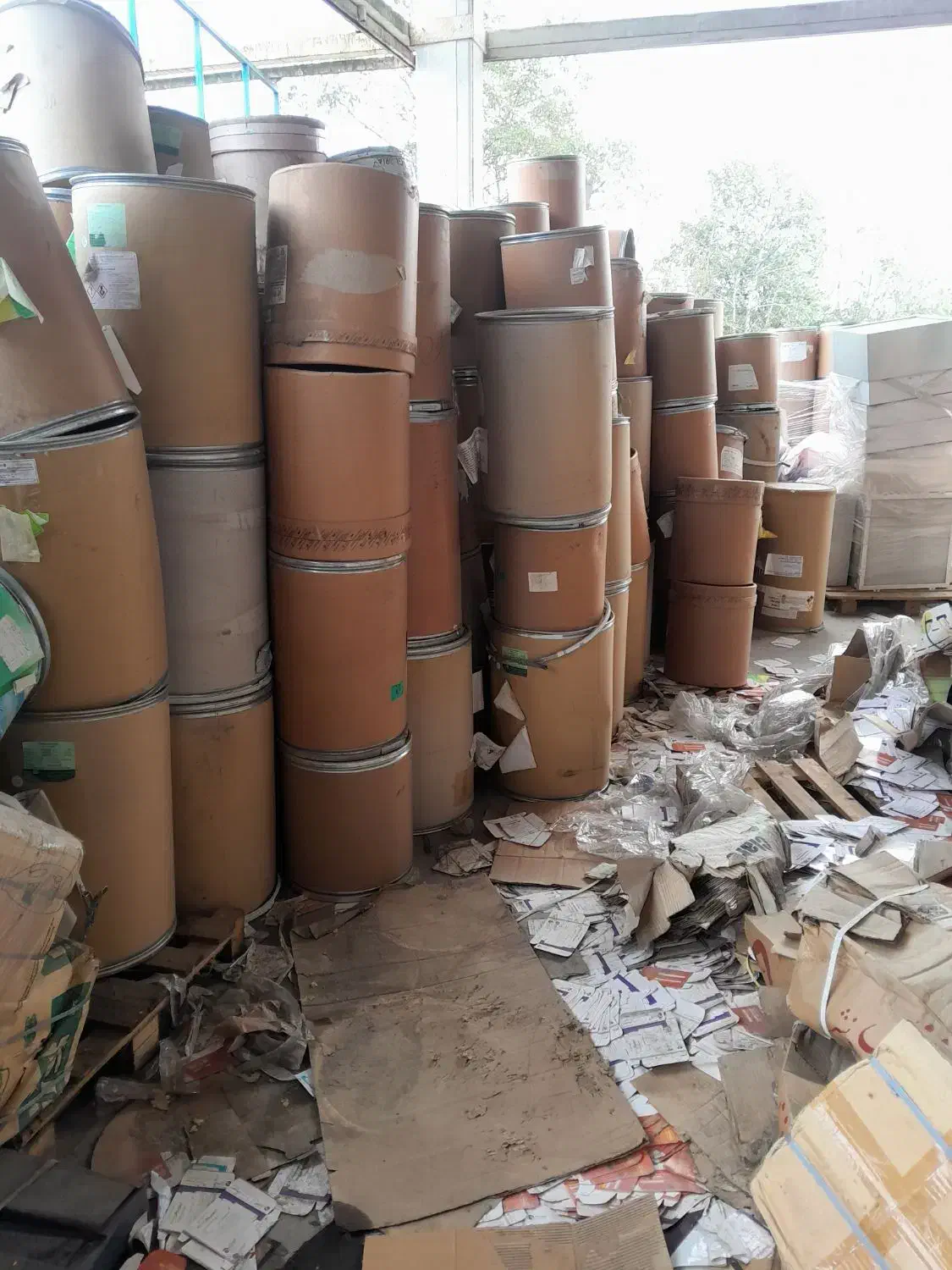 بشکه فلزی کارتنی پلاستیکی پالت درب سوله مقره قرقره|عمدهفروشی|رشت, شهرک صنعتی|دیوار