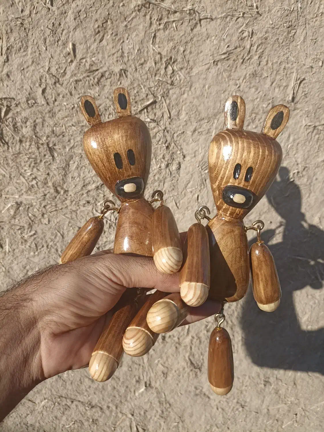 عروسک چوبی تدی|صنایع دستی و سایر لوازم تزئینی|اصفهان, باغ زرشک|دیوار