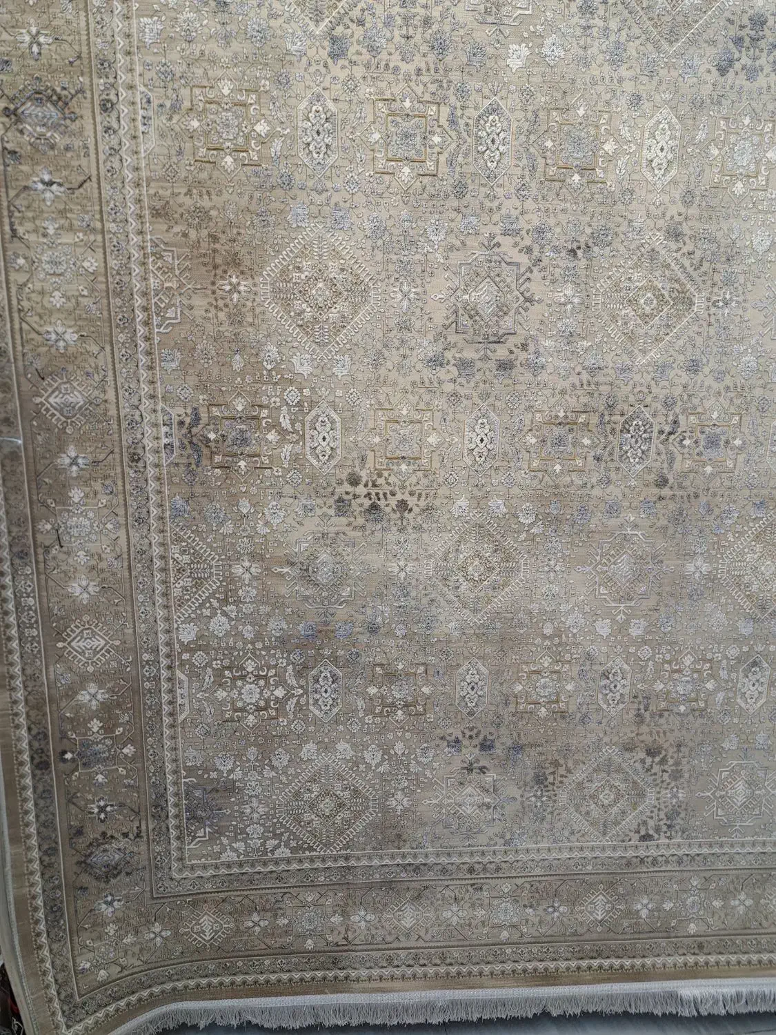 فرش افشان رنگ موکا گل برجسته|فرش|قزوین, |دیوار