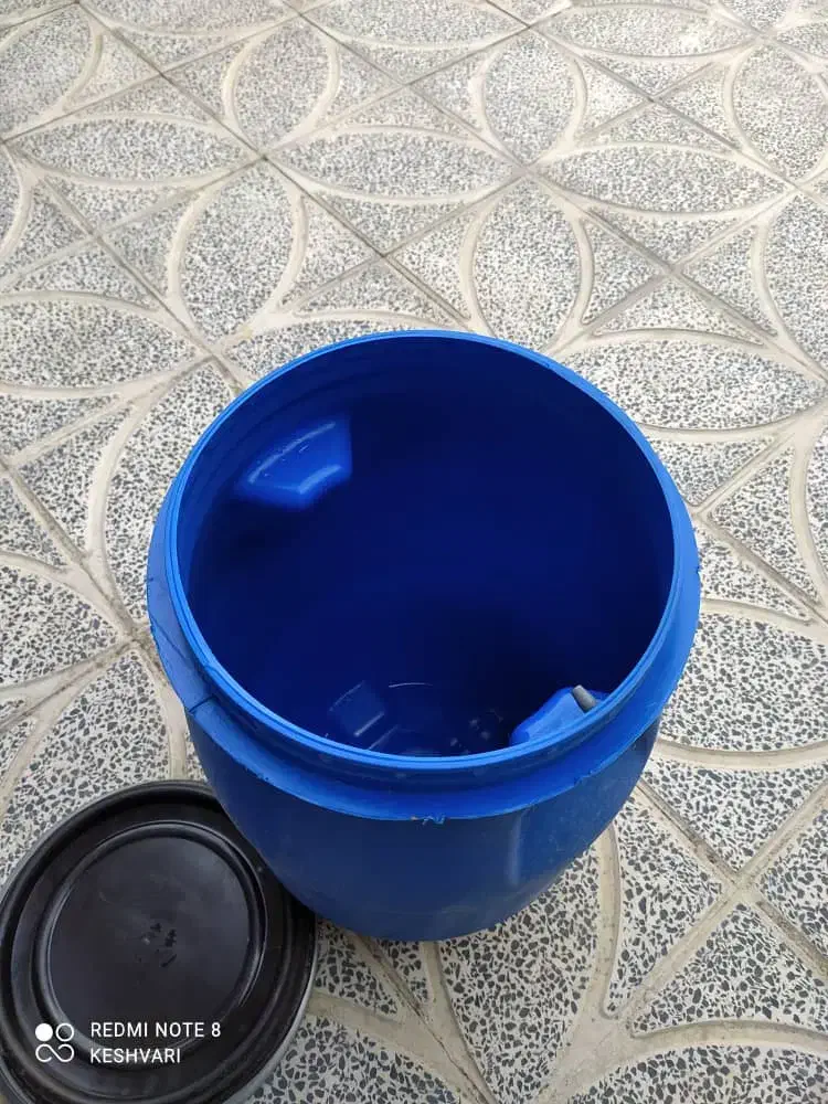 دبه ۳۰لیتری|ظروف نگهدارنده، پلاستیکی، یک‌بارمصرف|بروجرد, |دیوار