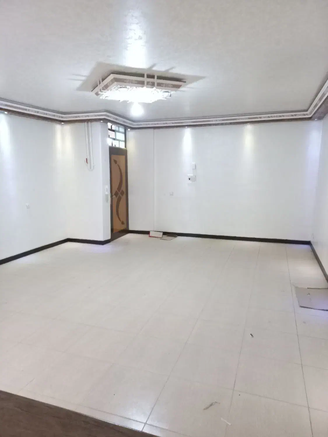 طالقانی ۹۰ متر ۲ خواب طبقه اول خوش نقشه|فروش آپارتمان|شاهین‌شهر, طالقانی|دیوار