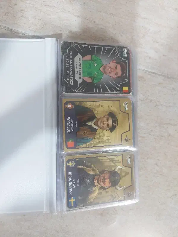 آلبوم کیمدی پر از کارت|کلکسیون و سرگرمی|شاهرود, |دیوار