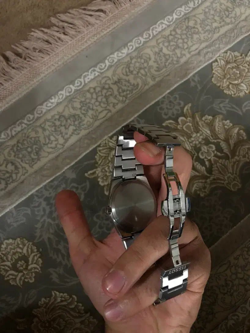 تعدادی ساعت فروش فوری به علت عمل جراحی|ساعت|اصفهان, احمدآباد|دیوار