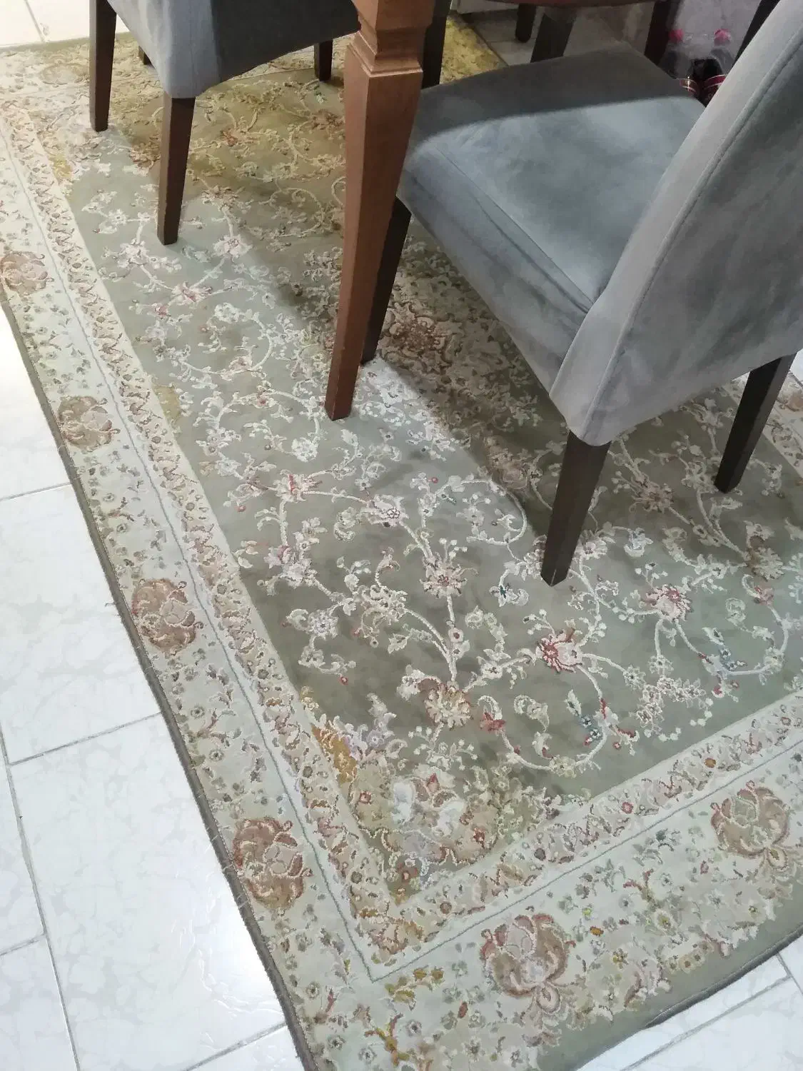 فرش چهار متری و کناره|فرش|لاهیجان, مهرگان|دیوار