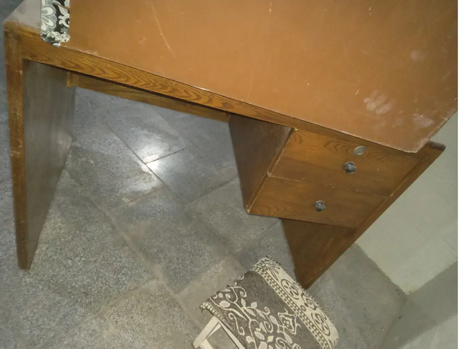 دو عدد میز و کمد|میز تحریر و کامپیوتر|تهران, جوادیه|دیوار