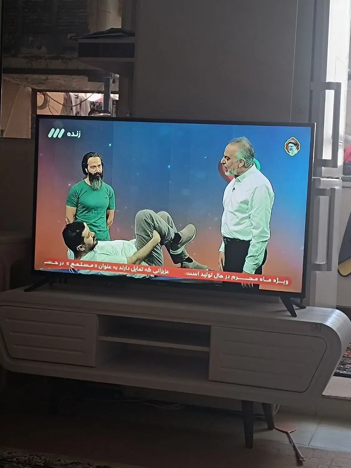 تلویزیون|تلویزیون و پروژکتور|محمدیه-قزوین, |دیوار