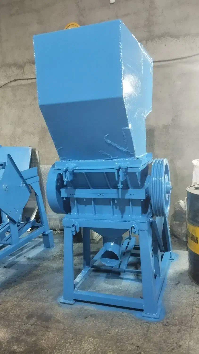 دستگاه آسیاب تزریق پلاستیک ایرانی دهنه 60 چکشی|ماشین‌آلات صنعتی|مشهد, دوست آباد|دیوار