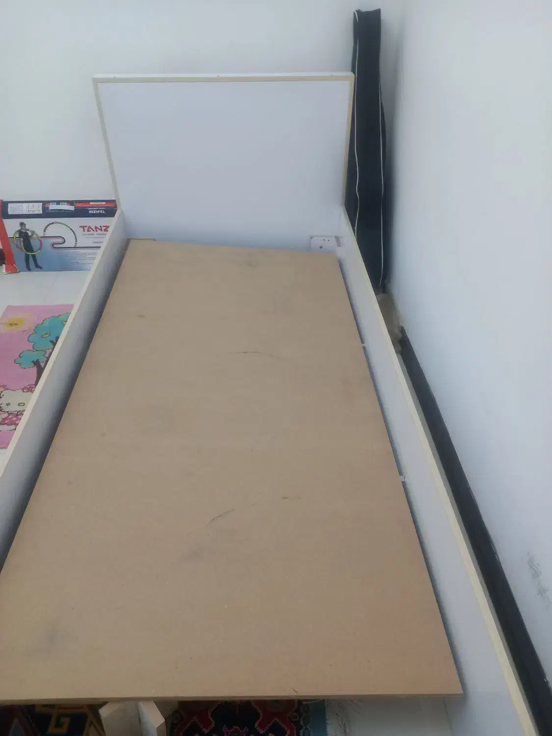 تخت خواب یه نفر با بهترین کیفیت بدون تشک|تخت و سرویس خواب|خرمآباد, |دیوار