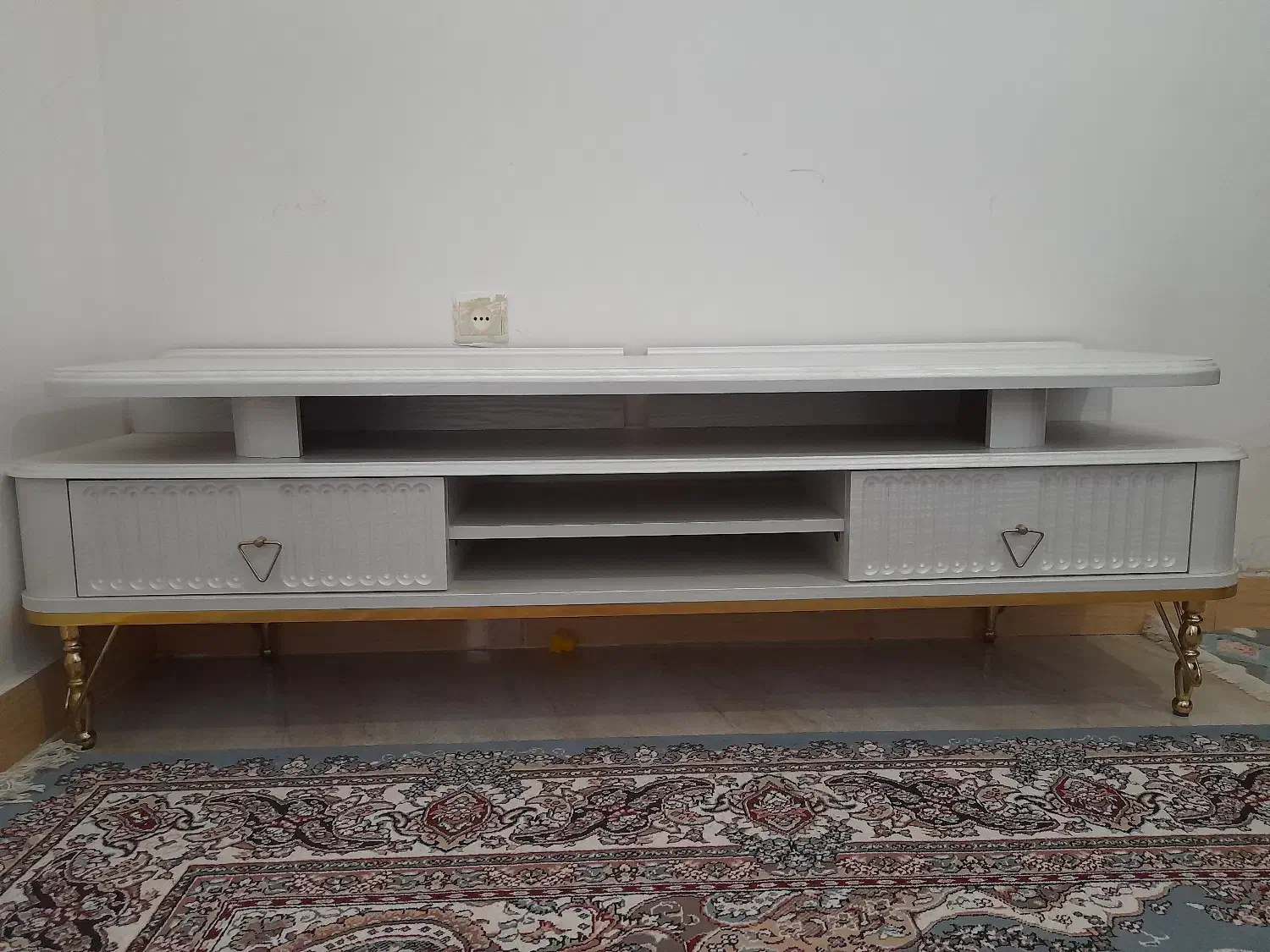 مبلمان ۷نفره راحتی با یک عدد زیر تلویزیونی|مبلمان خانگی و میز عسلی|سرپل ذهاب, |دیوار