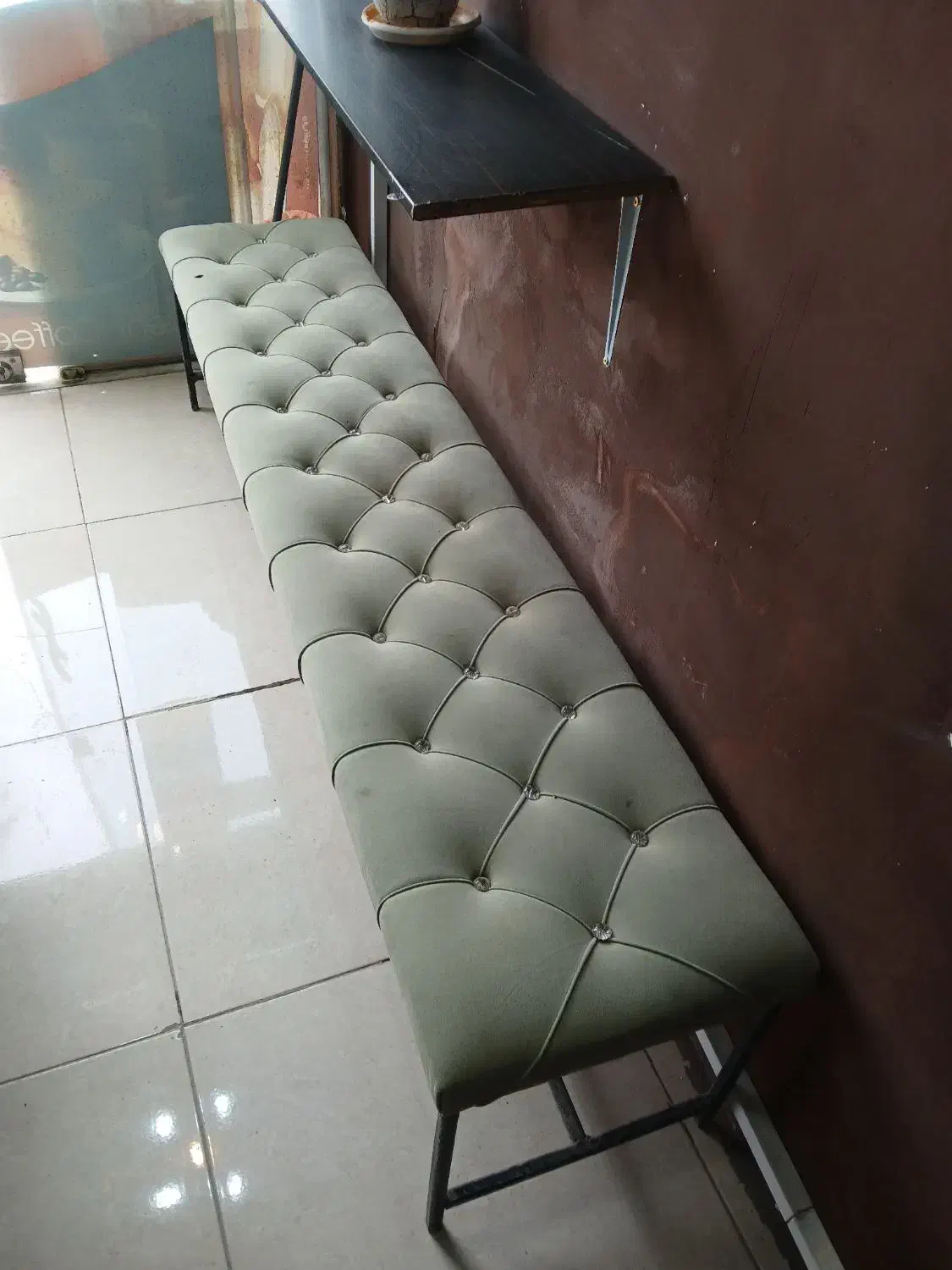 نیمکت مبلی|صندلی و نیمکت|شیروان (خراسان), |دیوار