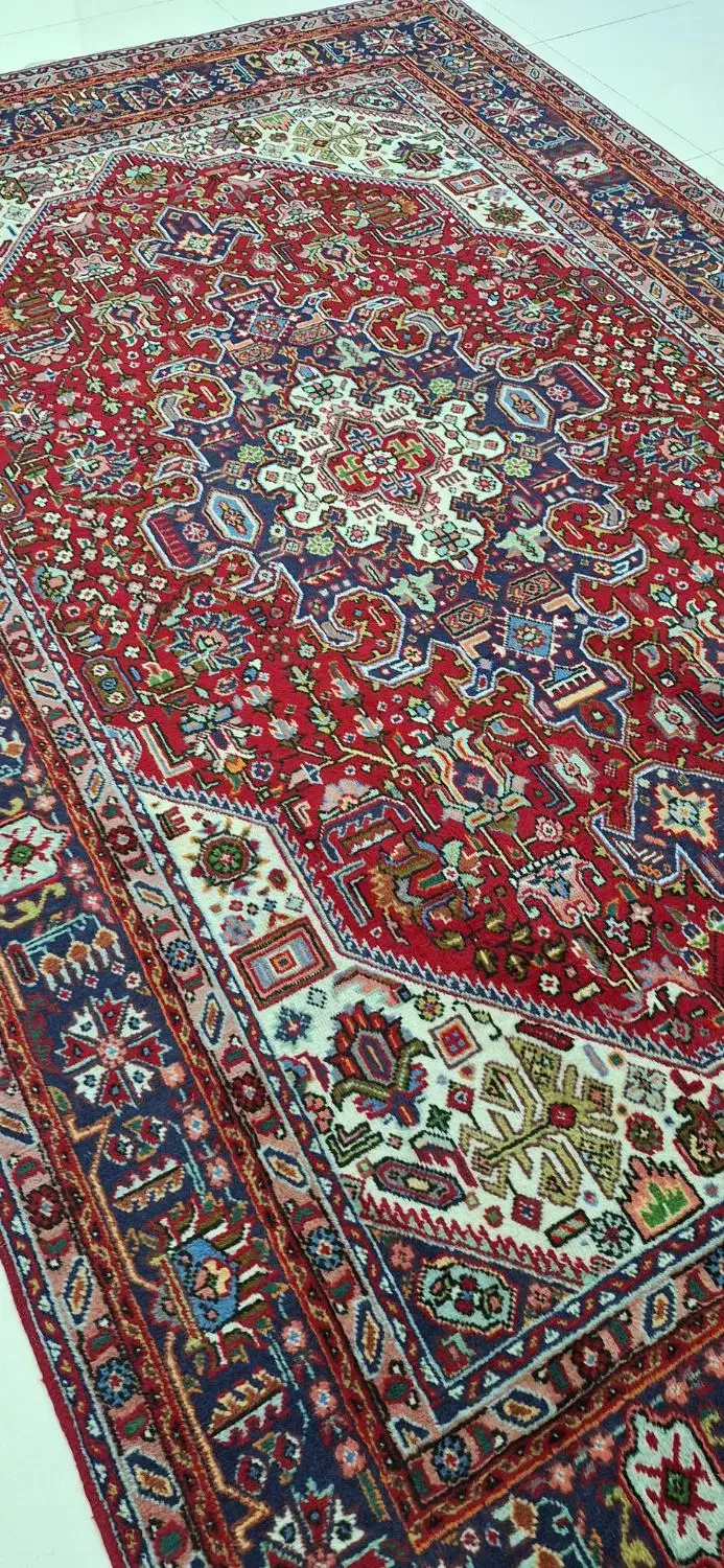 فرش دستبافت|فرش|ارومیه, |دیوار