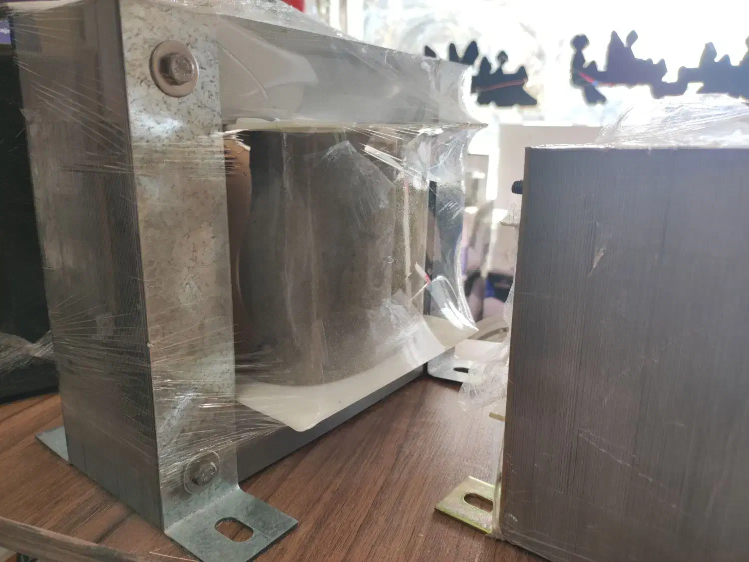 پخش ترانس|ماشینآلات صنعتی|هشتگرد, گلسار|دیوار