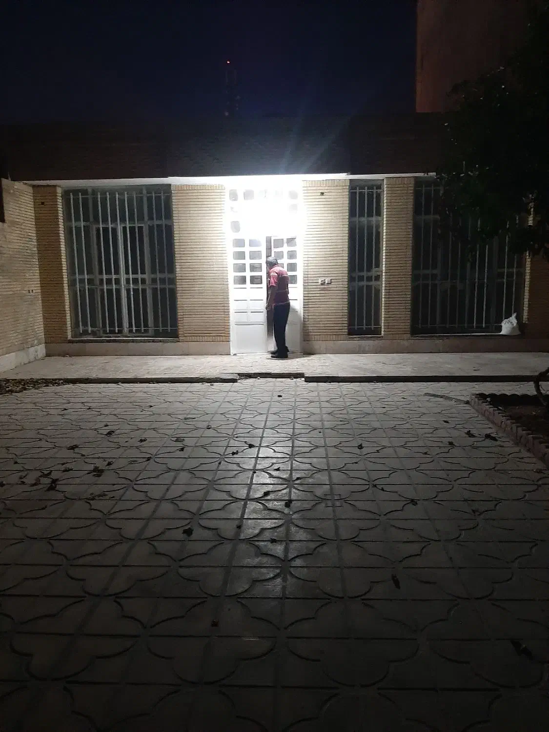 رهن واجاره ویلایی دونبش ۲۴۰متری۳خواب.مسکونی وانبار|اجارهٔ خانه و ویلا|شیراز, پودنک|دیوار