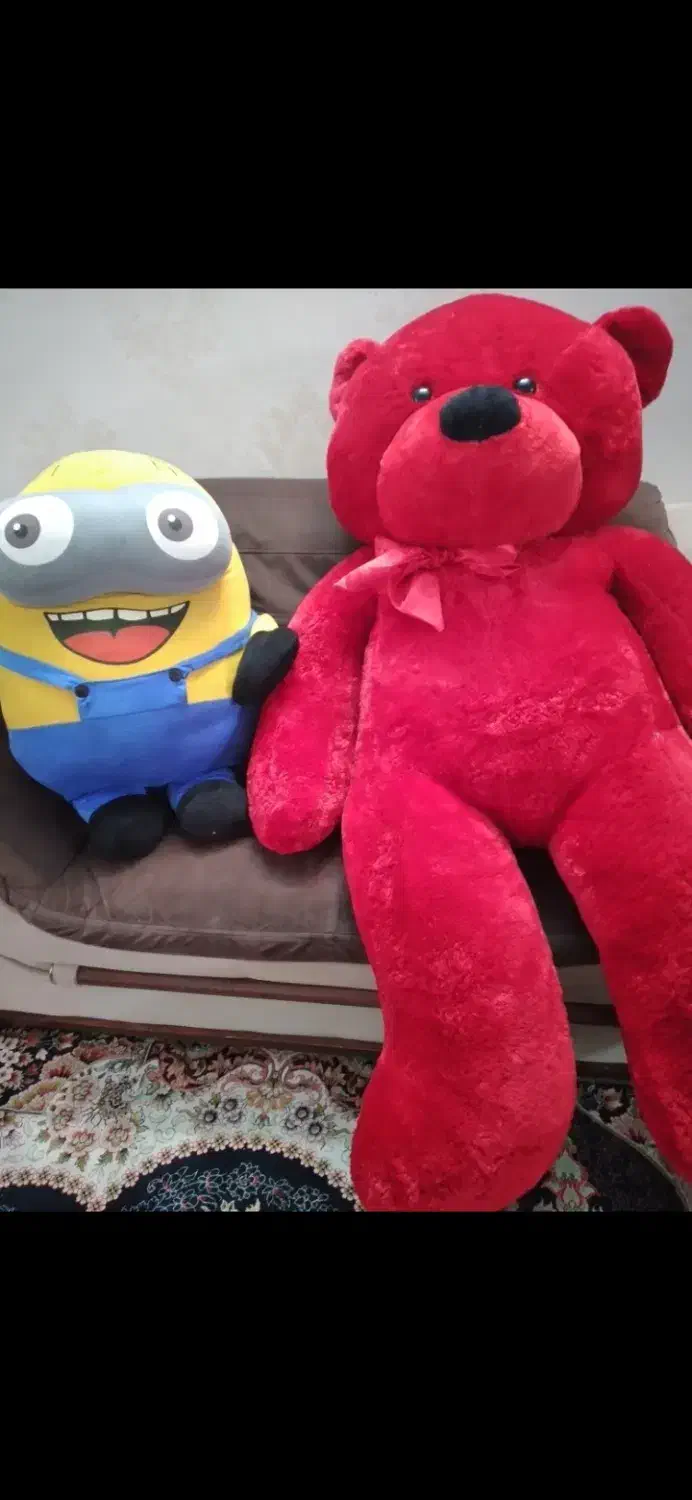 دوعروسک|اسباببازی بچه|بابل, |دیوار