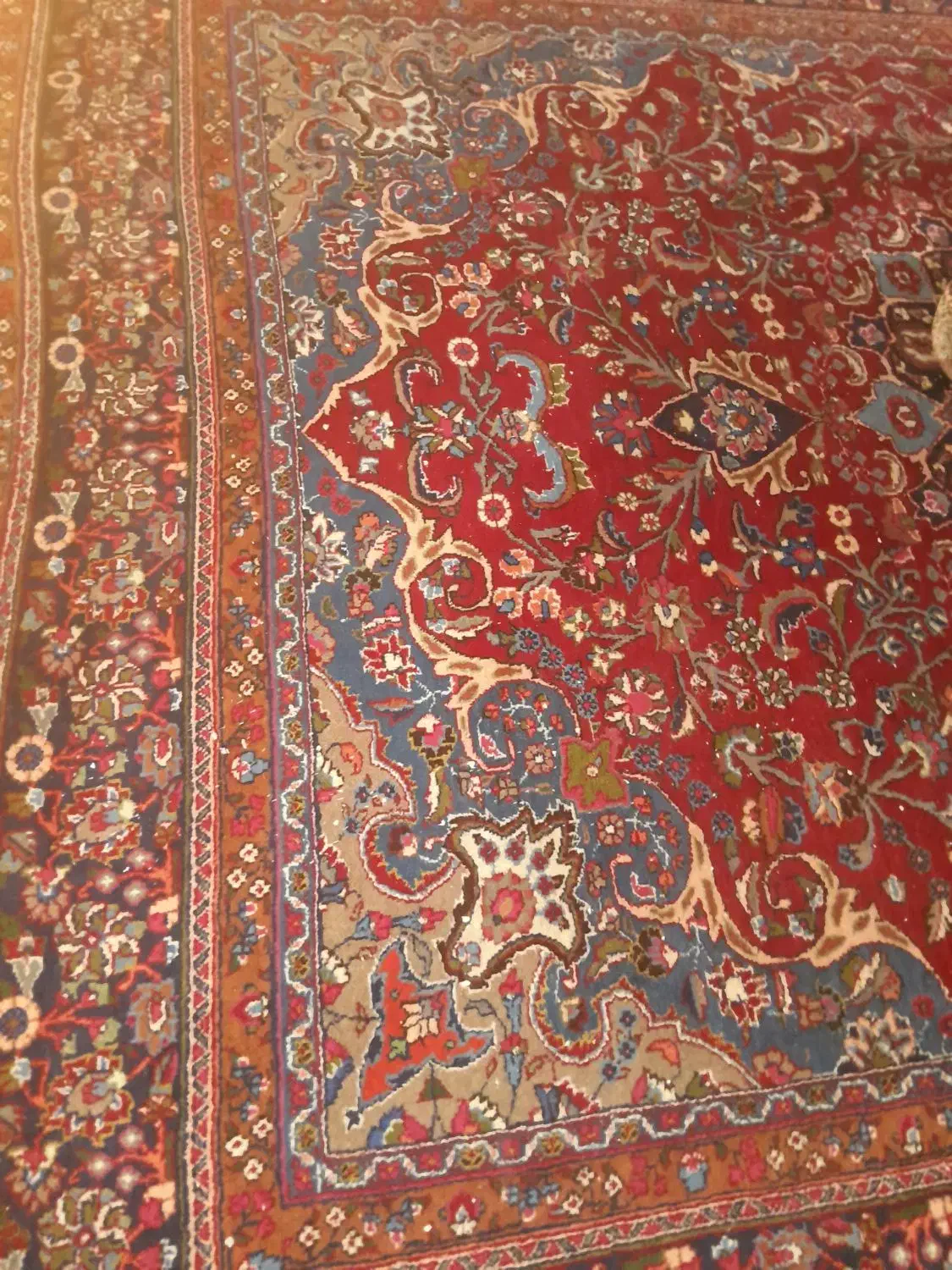 فرش دستباف قرمز|فرش|سبزوار, عظیمیان|دیوار