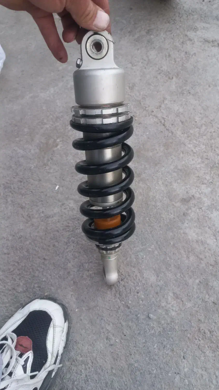 کمک وسط موتور بنلی ۳۰۰|قطعات یدکی و لوازم جانبی|گلپایگان, |دیوار