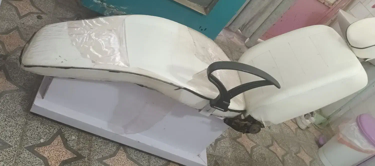 وسایل سالن|آرایشگاه و سالن‌های زیبایی|آبدانان, |دیوار