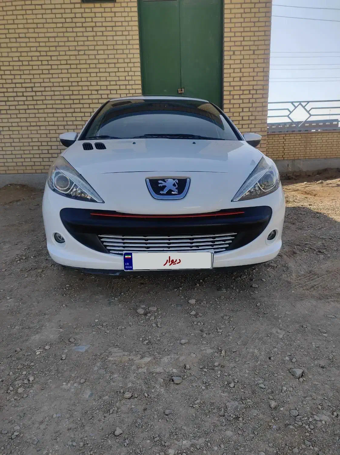 پژو ۲۰۷پانا|خودرو سواری و وانت|ساوه, |دیوار