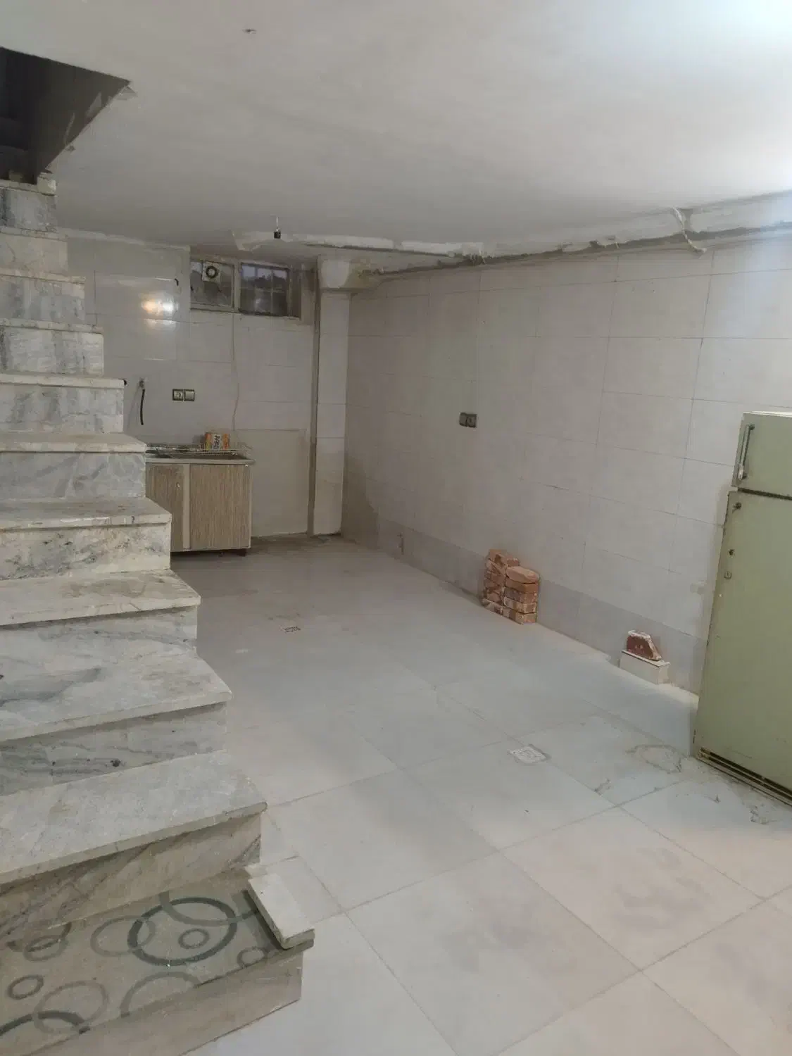 اجاره زیرزمین|اجارهٔ مغازه و غرفه|زاهدان, |دیوار