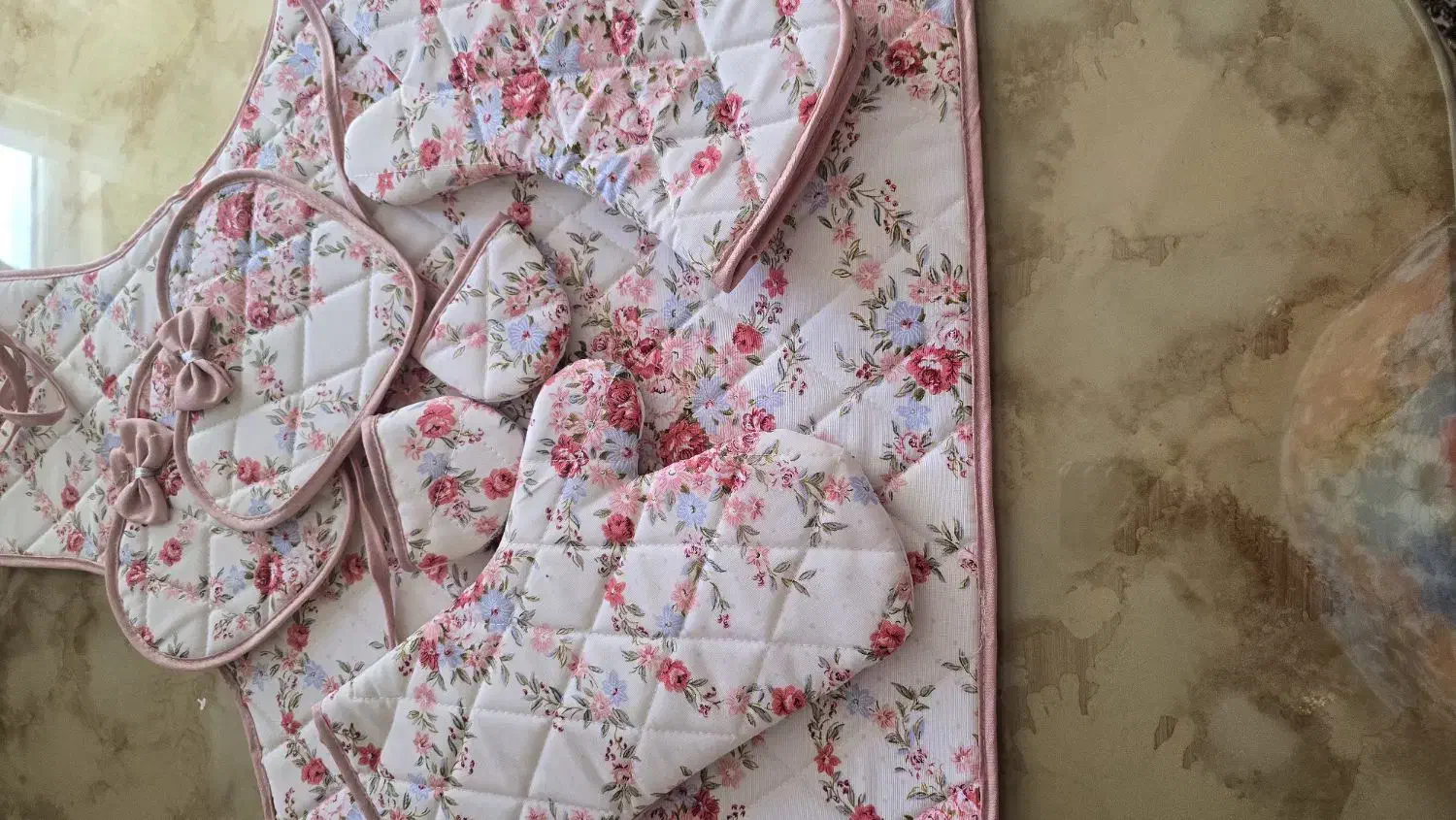 سرویس پارچه ای اشپزخانه|سفره، حوله، دستمال آشپزخانه|خوی, |دیوار