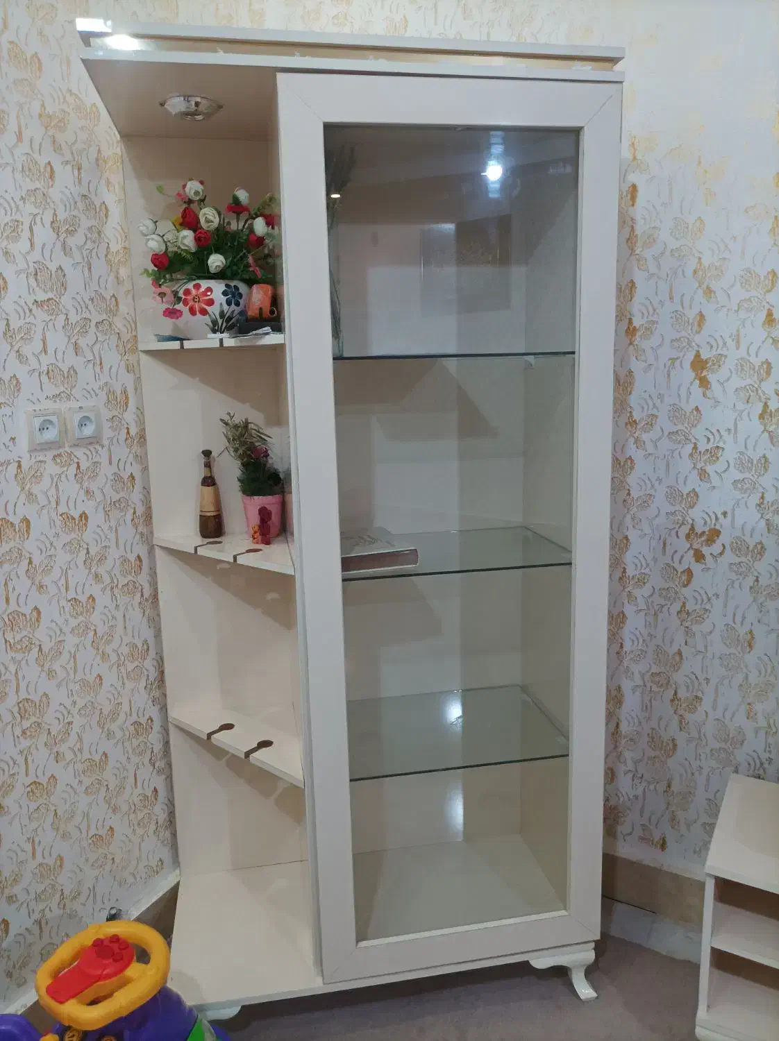 ویترین درحد نو|بوفه، ویترین، کنسول|آبادان, |دیوار