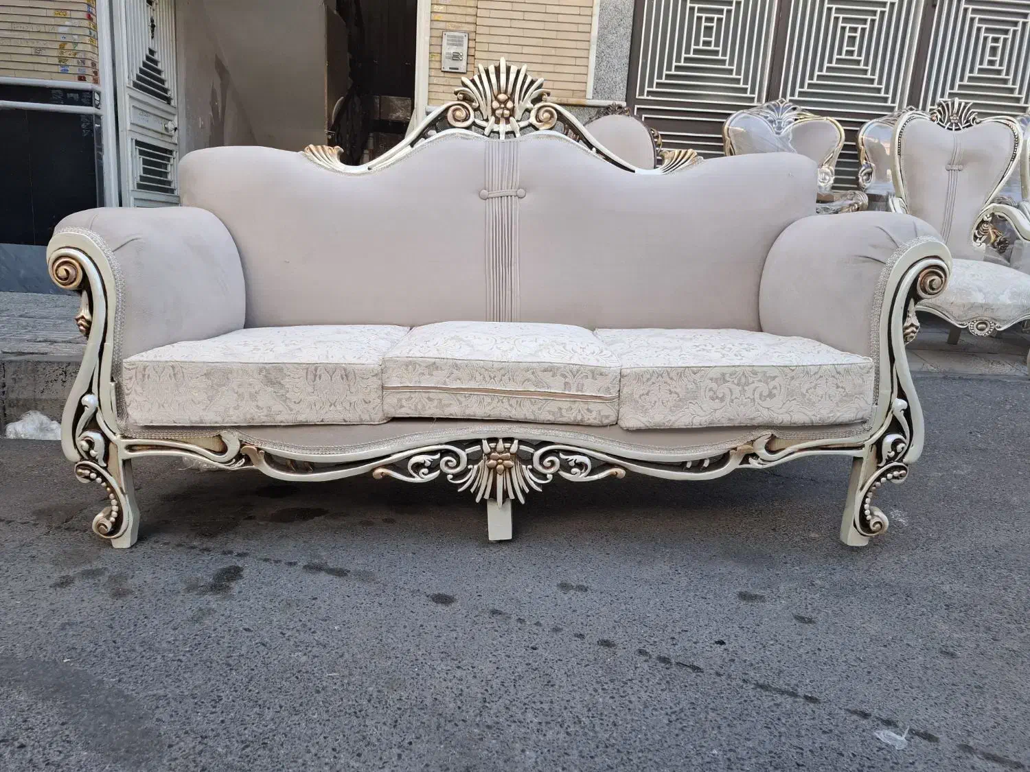 مبل‌سلطنتی‌۷نفره‌تمام‌چوب‌راش(مبلمان‌مرادی)|مبلمان خانگی و میز عسلی|تبریز, |دیوار