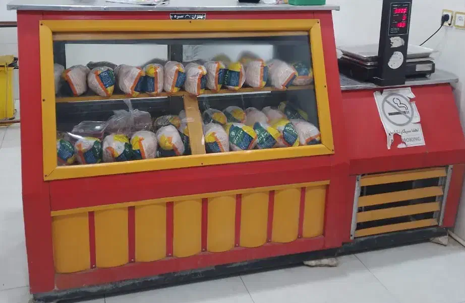 یخچال چهاردرب خوابیده و فریزر سفید ۱۳۰ کیلویی|یخچال و فریزر|میناب, |دیوار