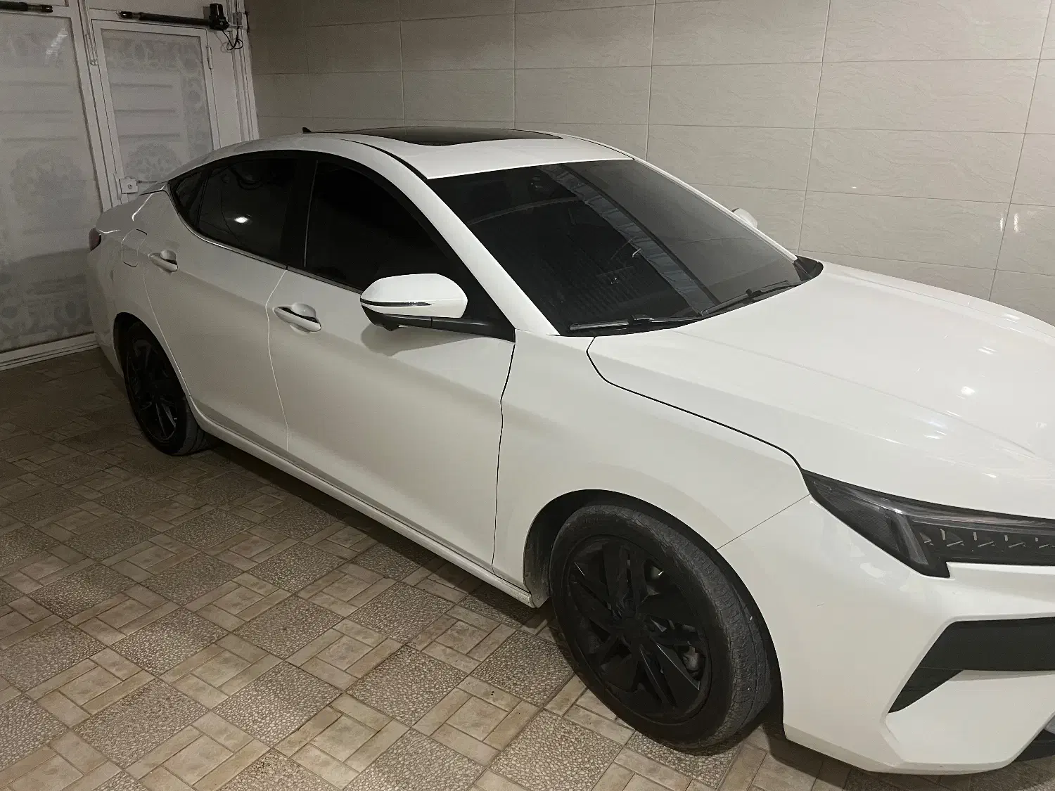 Kmc j7 403|خودرو سواری و وانت|شیراز, ریشمک|دیوار