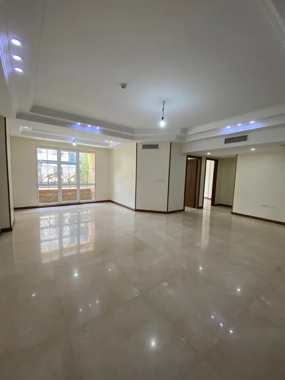 ۹۵متر ۲خواب ۵ساله ژورنالی اعیان نشین فرعی دنج گیشا