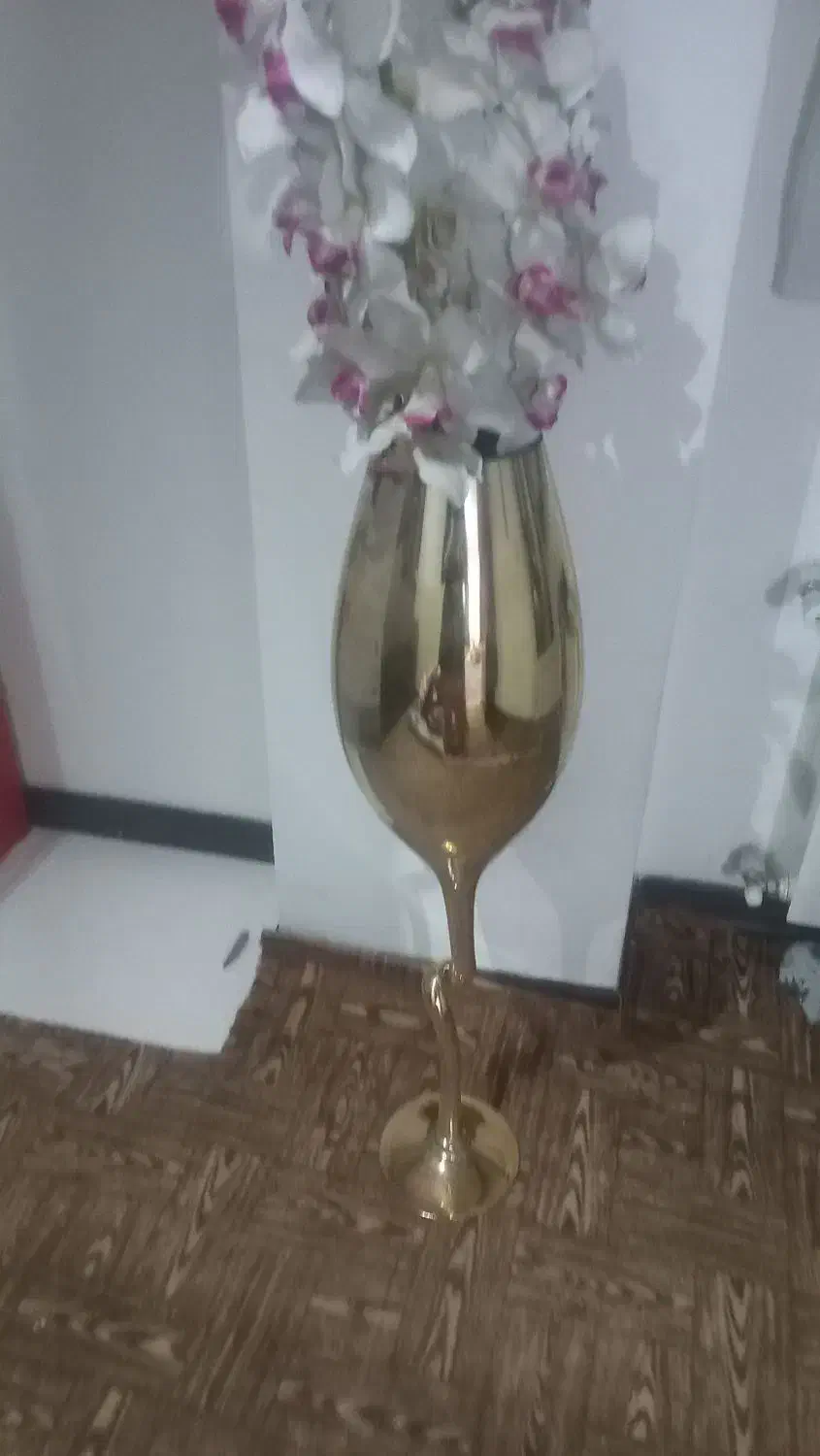 گل و گلدان در حد|گل مصنوعی|تهران, استاد معین|دیوار