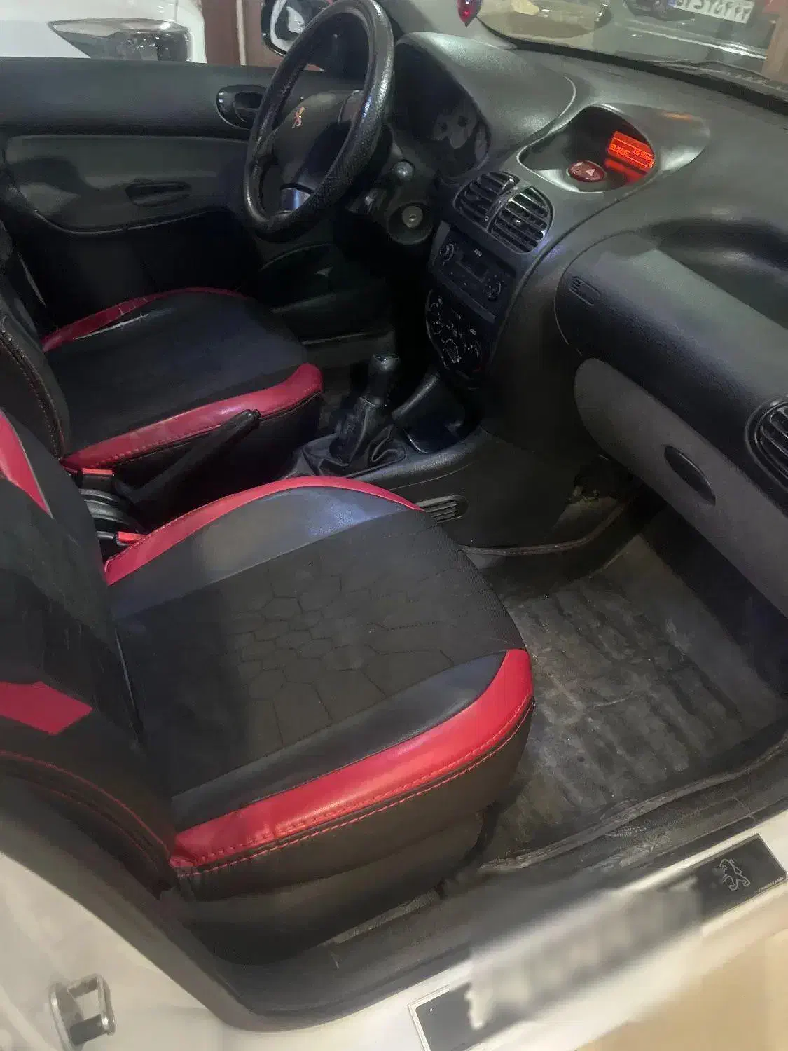 پژو 206 تیپ ۲|خودرو سواری و وانت|شاهین‌شهر, ۹ دی|دیوار