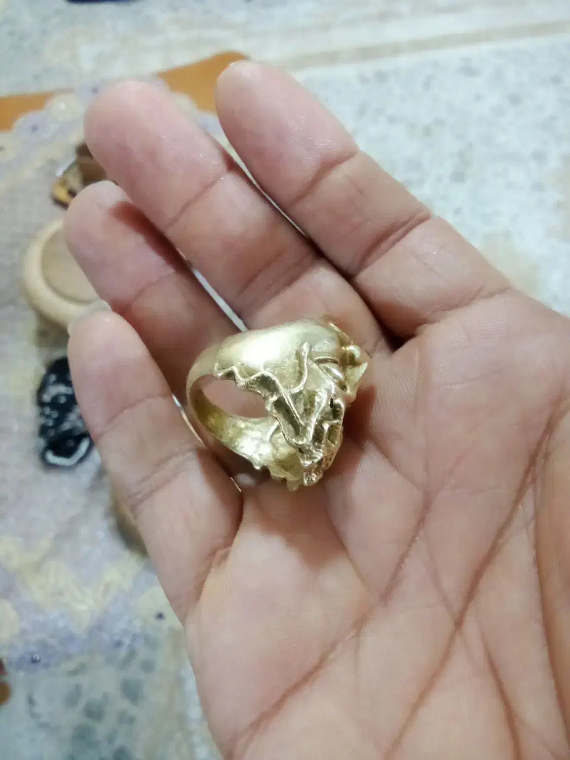 انگشتر قدیمی عطیقه خیلی قدیمی شمایل جن مثل طلا|بدلیجات|آبادان, |دیوار