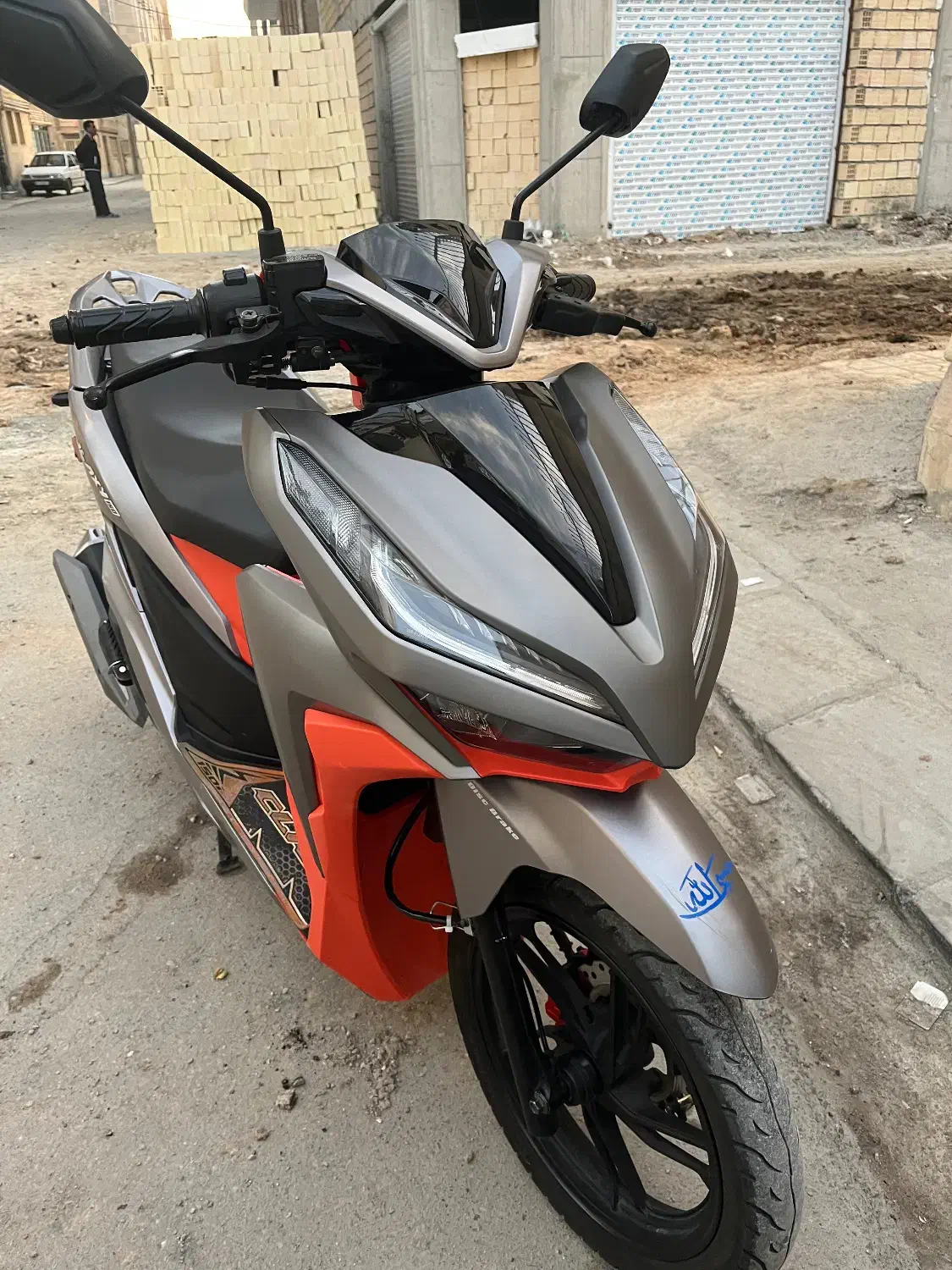 موتور clic (نیرو موتور)|موتورسیکلت|کرمانشاه, |دیوار