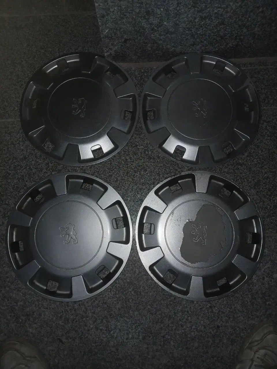 قالپاق پژو|قطعات یدکی و لوازم جانبی|فردیس, سرحد آباد|دیوار