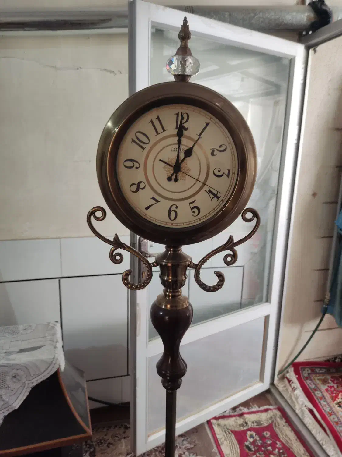 ساعت ایستاده لوتوس|ساعت دیواری و تزئینی|اصفهان, آزادان|دیوار