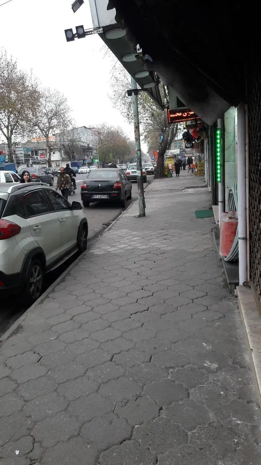 مغازه 18 متر خیابان اصلی دانای علی به بیستون|فروش مغازه و غرفه|رشت, چمارسرا|دیوار