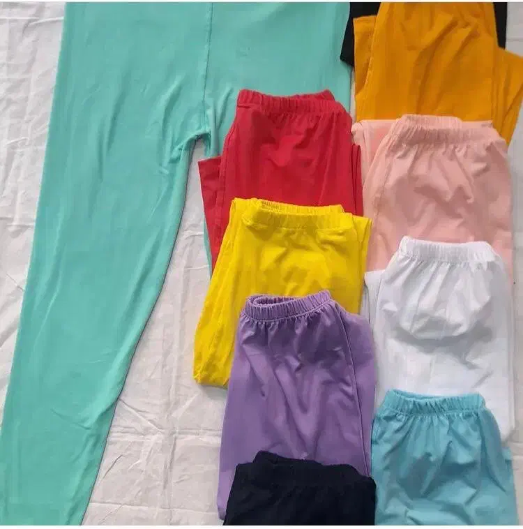 شلوار زنانه|لباس|قرچک, پارک جنگلی|دیوار