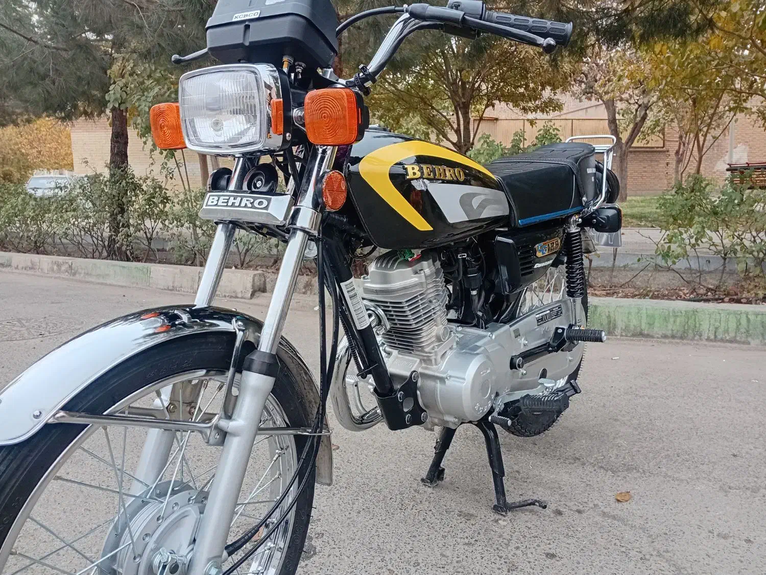 موتور سیکلت۱۴۰۴|موتورسیکلت|قم, هفت تیر|دیوار