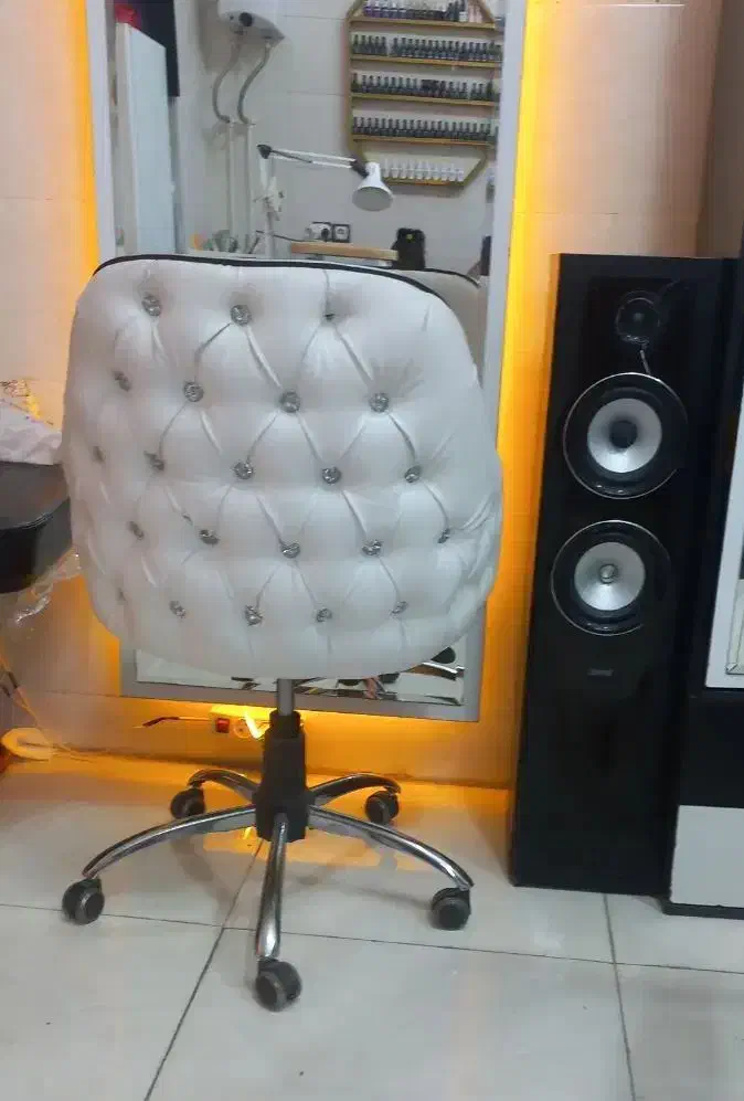 صندلی کوپ مدل چستر وپرده|آرایشگاه و سالنهای زیبایی|صباشهر, |دیوار