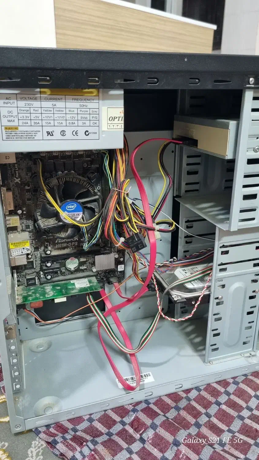 کامپیوتر ممعمولی|رایانه رومیزی|بجنورد, |دیوار