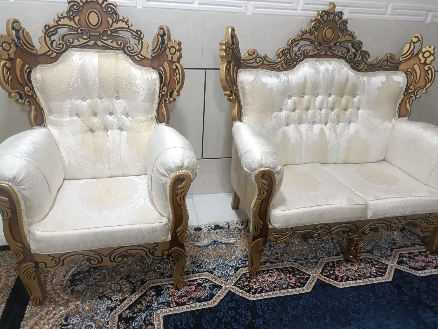 مبل سلطنتی در حد نو|مبلمان خانگی و میز عسلی|میناب, |دیوار