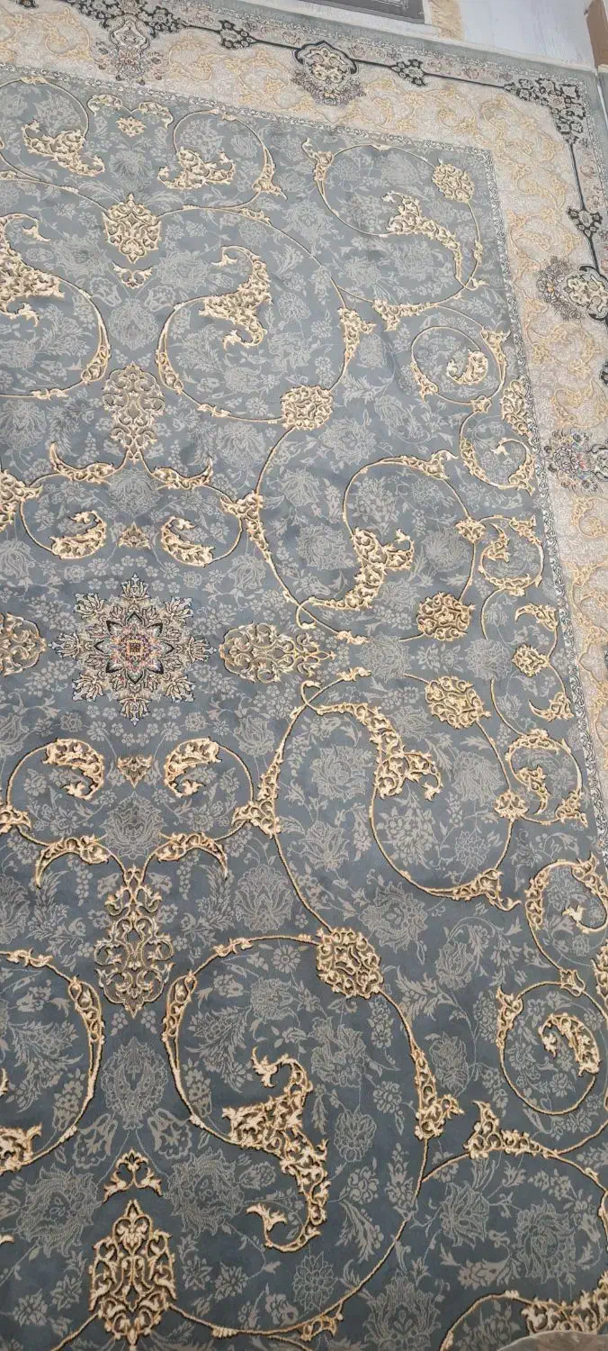 فرش ۹متری ۷۰۰شانه|فرش|همدان, |دیوار