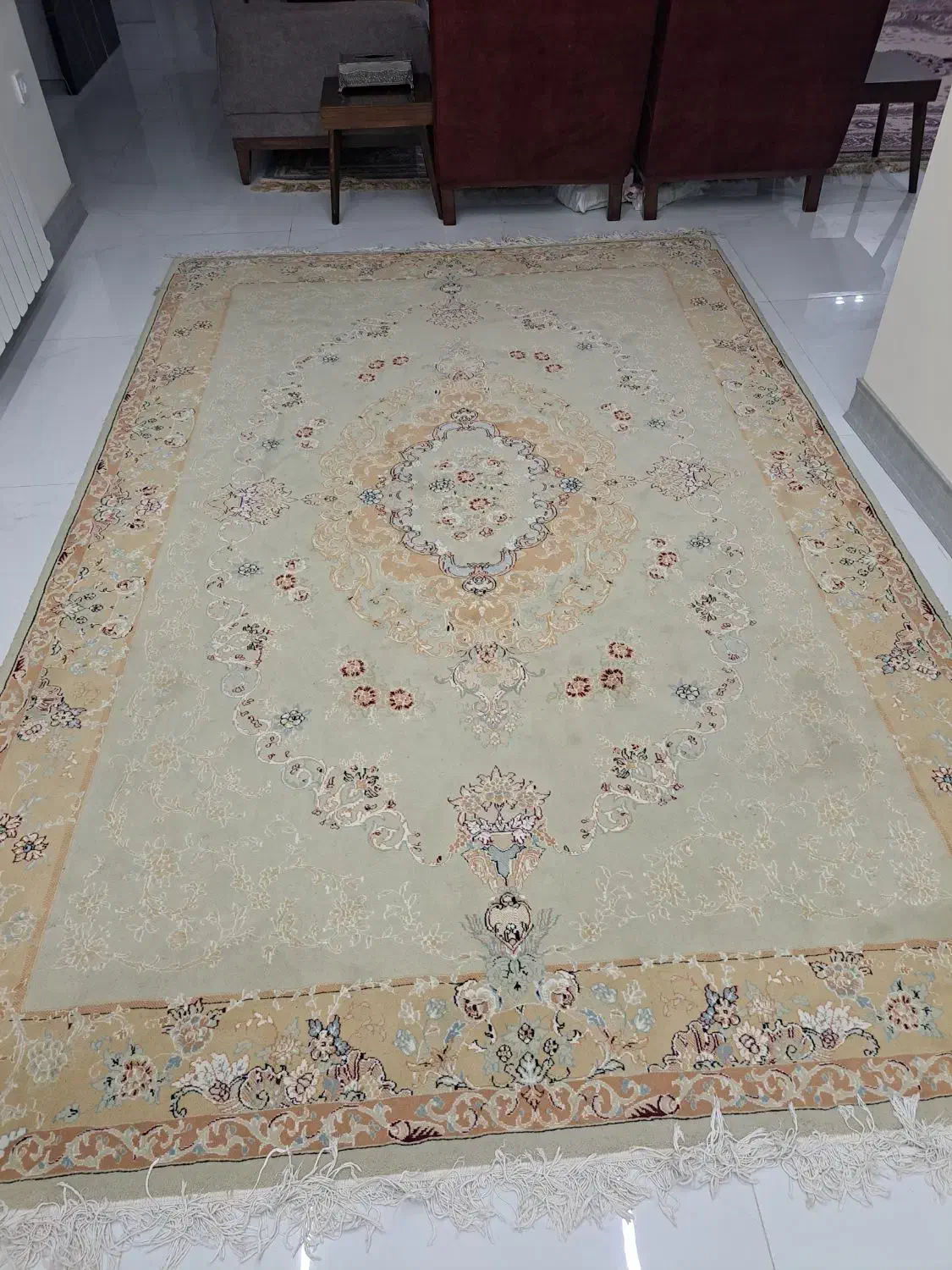 فرش ۶ متری|فرش|ری, دیلمان|دیوار