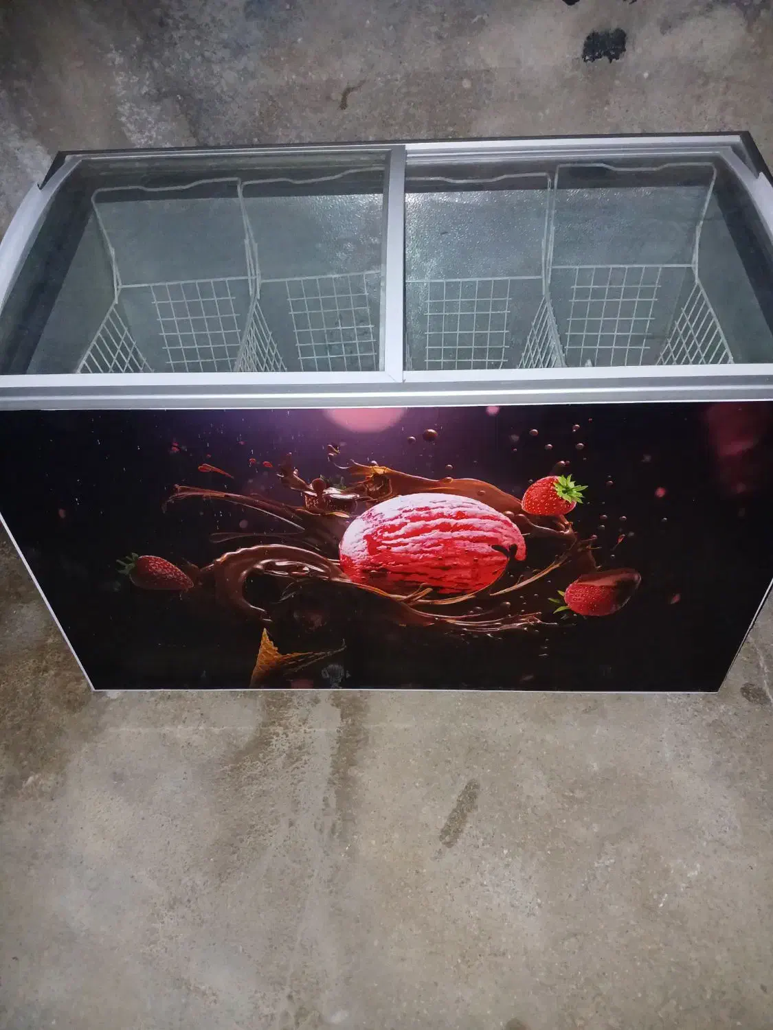 یخچال ۶ دره در حد صفر و یک عدد یخچال فریزر در حد|فروشگاه و مغازه|چاروسا, |دیوار